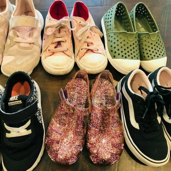 little girl sneakers size 11